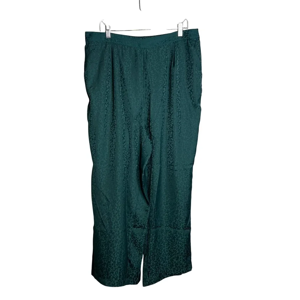 Skies Are Blue Wide Leg Pant Size 1X Pull On Satin Hunter Green Leopard‎ NWT